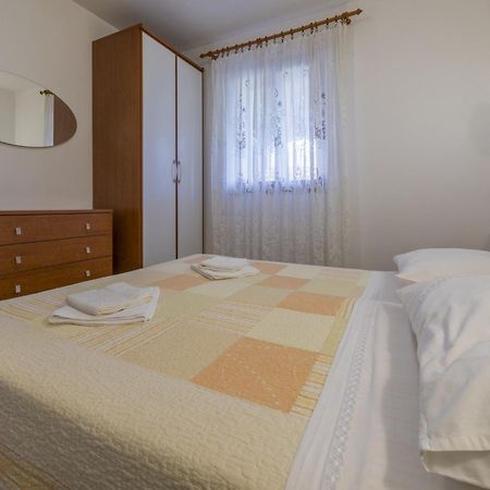 Apartments Dino ซริกเวนิซา ภายนอก รูปภาพ